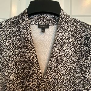 Talbots Black and While LS Top. Sz L